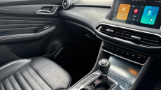 MG HS 1.5 T-GDI Trophy 5dr Petrol Hatchback